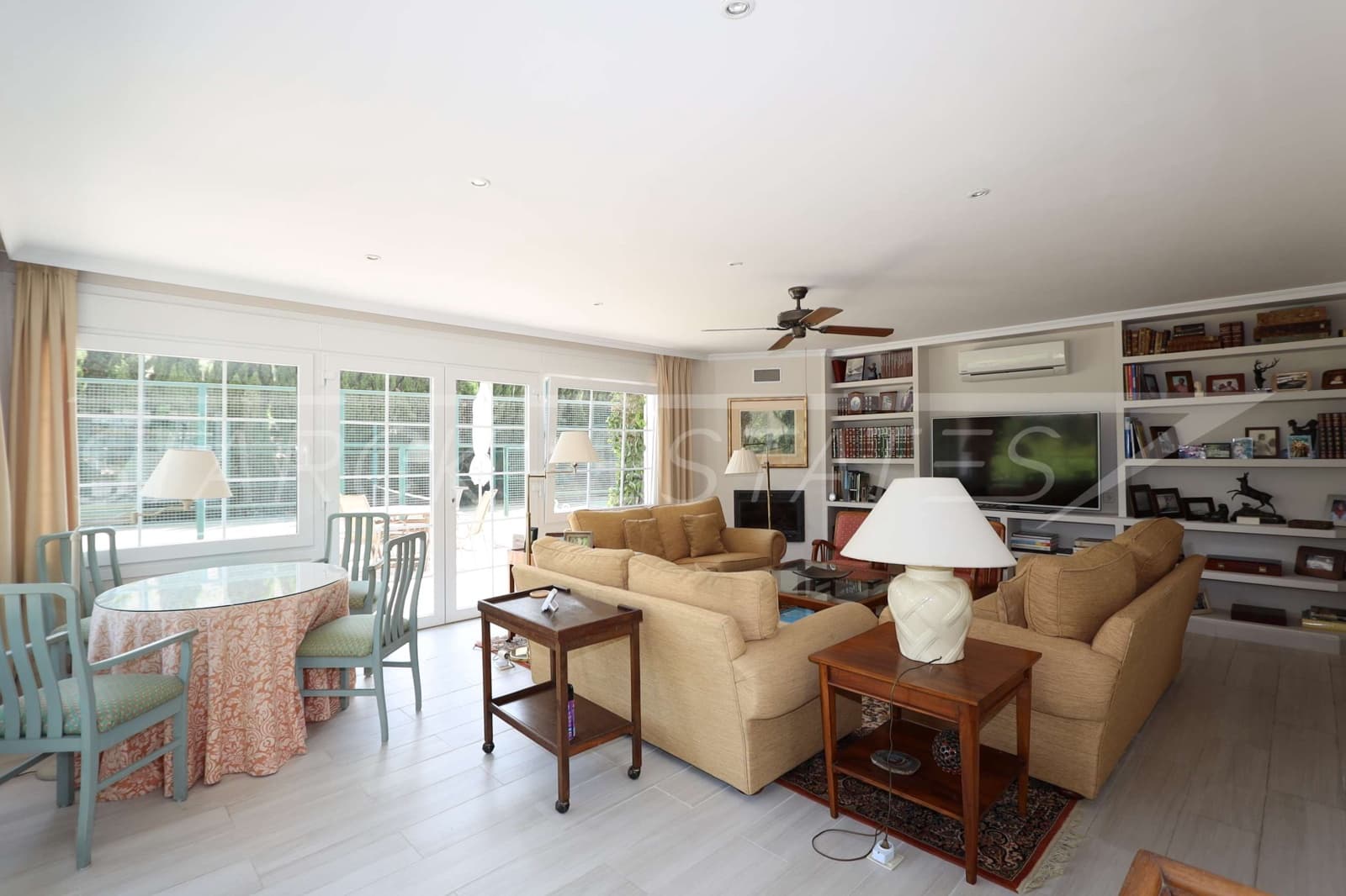 5 soveværelse Finca/Landehus til salg i Denia med swimmingpool - € 685.000 (Ref: 7000175)