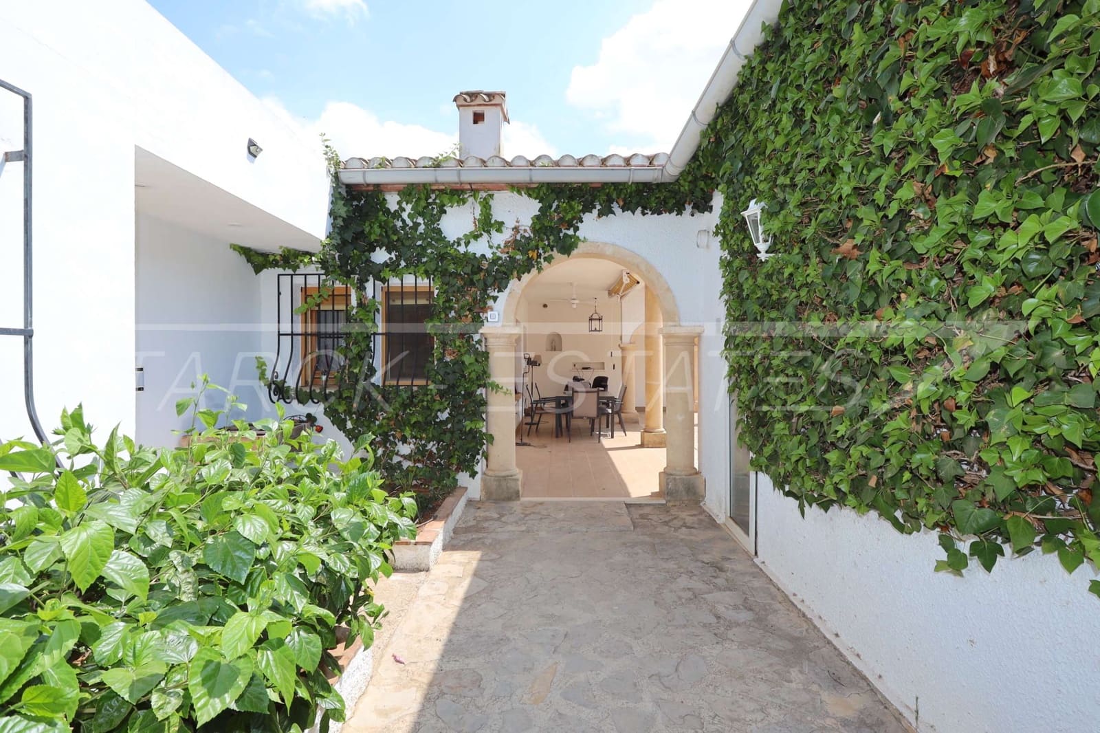 5 soveværelse Finca/Landehus til salg i Denia med swimmingpool - € 685.000 (Ref: 7000175)