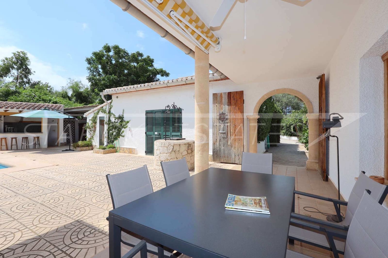 5 soveværelse Finca/Landehus til salg i Denia med swimmingpool - € 685.000 (Ref: 7000175)