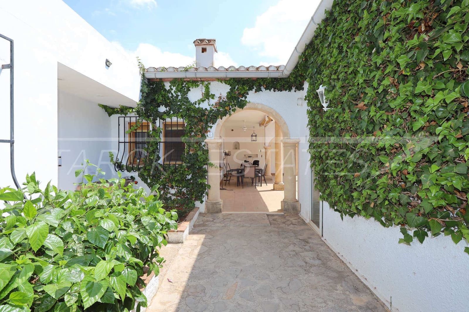 5 soveværelse Finca/Landehus til salg i Denia med swimmingpool - € 685.000 (Ref: 7000175)