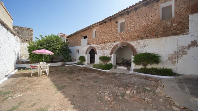 4 soverom Hus til salgs i L'Enova - € 199 000 (Ref: 7779521)