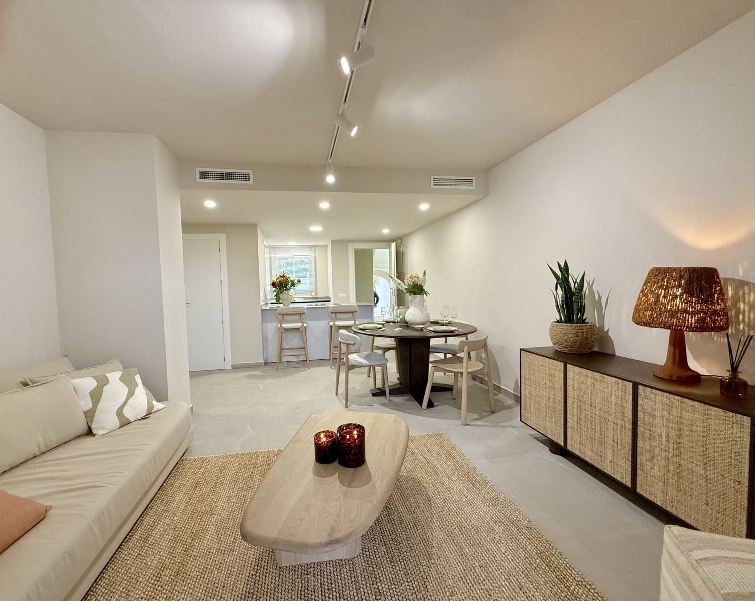 2 sovrum Lägenhet till salu i Denia med pool - 381 150 € (Ref: 8008839)