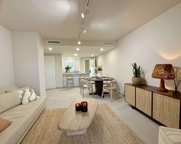 Apartamento de 2 habitaciones en Centro Urbano, Dénia en venta con piscina - 381.150 € (Ref: 8008839)