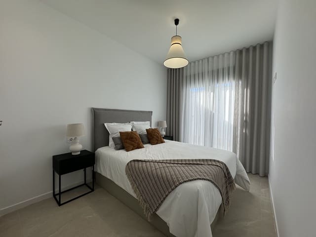 Casa de 3 habitaciones en San Pedro del Pinatar ciudad, San Pedro del Pinatar en venta con piscina - 359.000 € (Ref: 8315271)