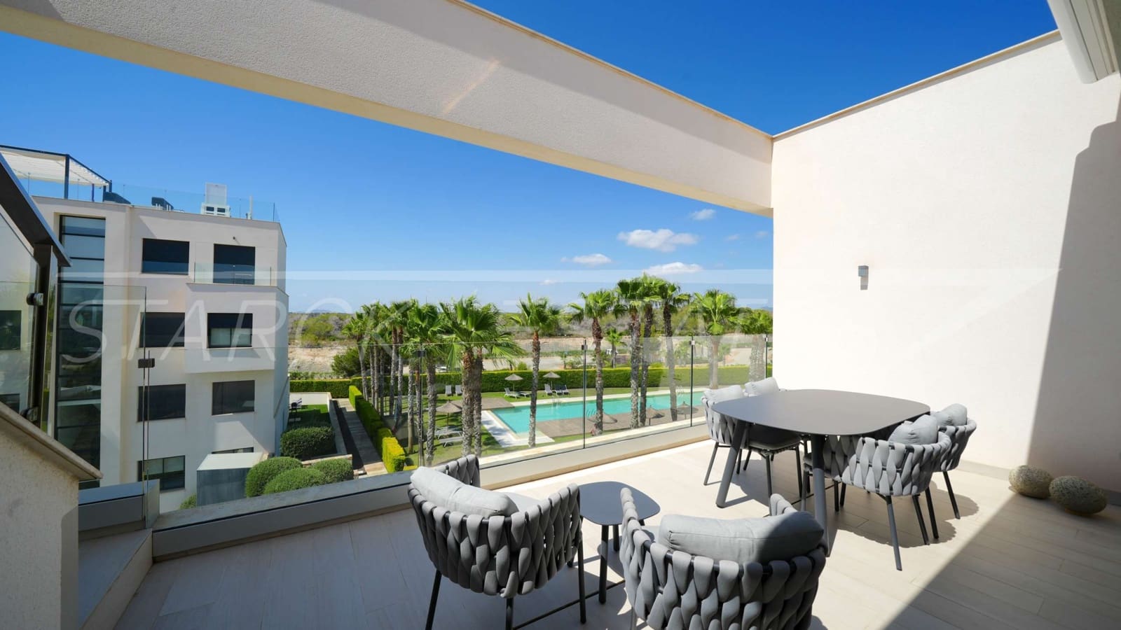 2 quarto Penthouse para venda em Las Colinas Golf com piscina - 369 000 € (Ref: 8446592)