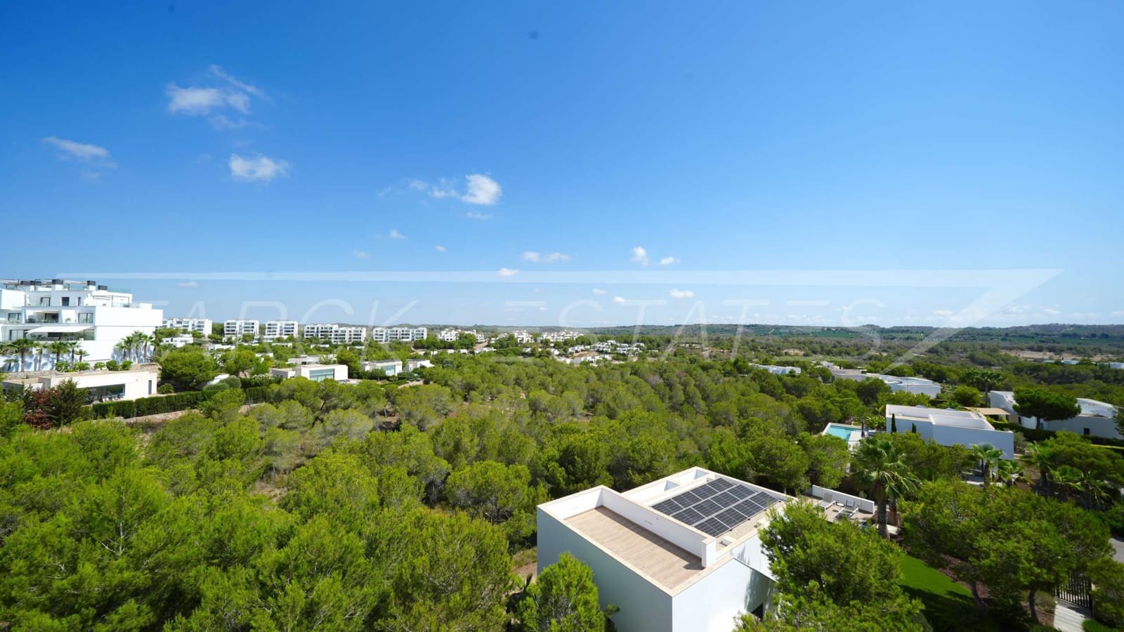 2 quarto Penthouse para venda em Las Colinas Golf com piscina - 369 000 € (Ref: 8446592)