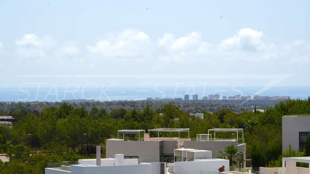 2 quarto Penthouse para venda em Las Colinas Golf, Orihuela com piscina - 369 000 € (Ref: 8446592)