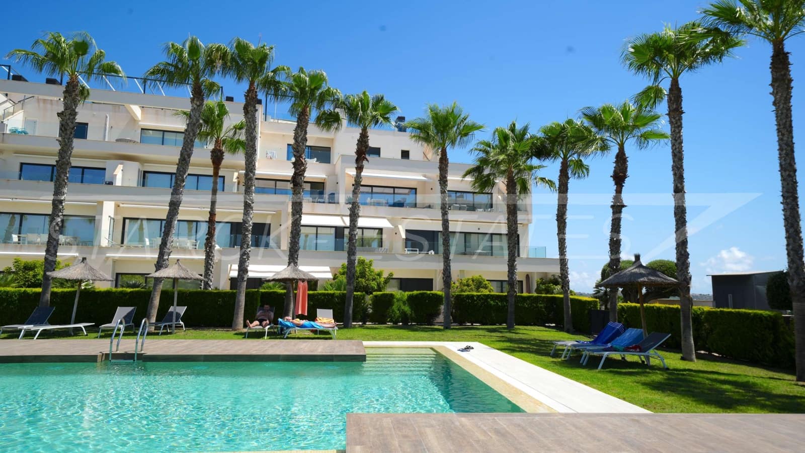 2 quarto Penthouse para venda em Las Colinas Golf com piscina - 369 000 € (Ref: 8446592)