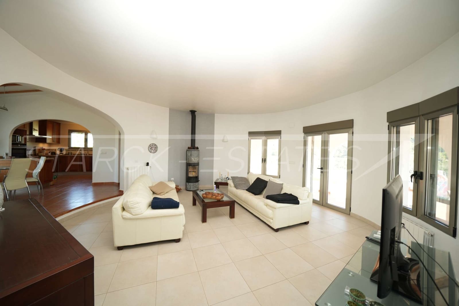 4 soveværelse Villa til salg i Monte Pego med swimmingpool garage - € 750.000 (Ref: 8493048)