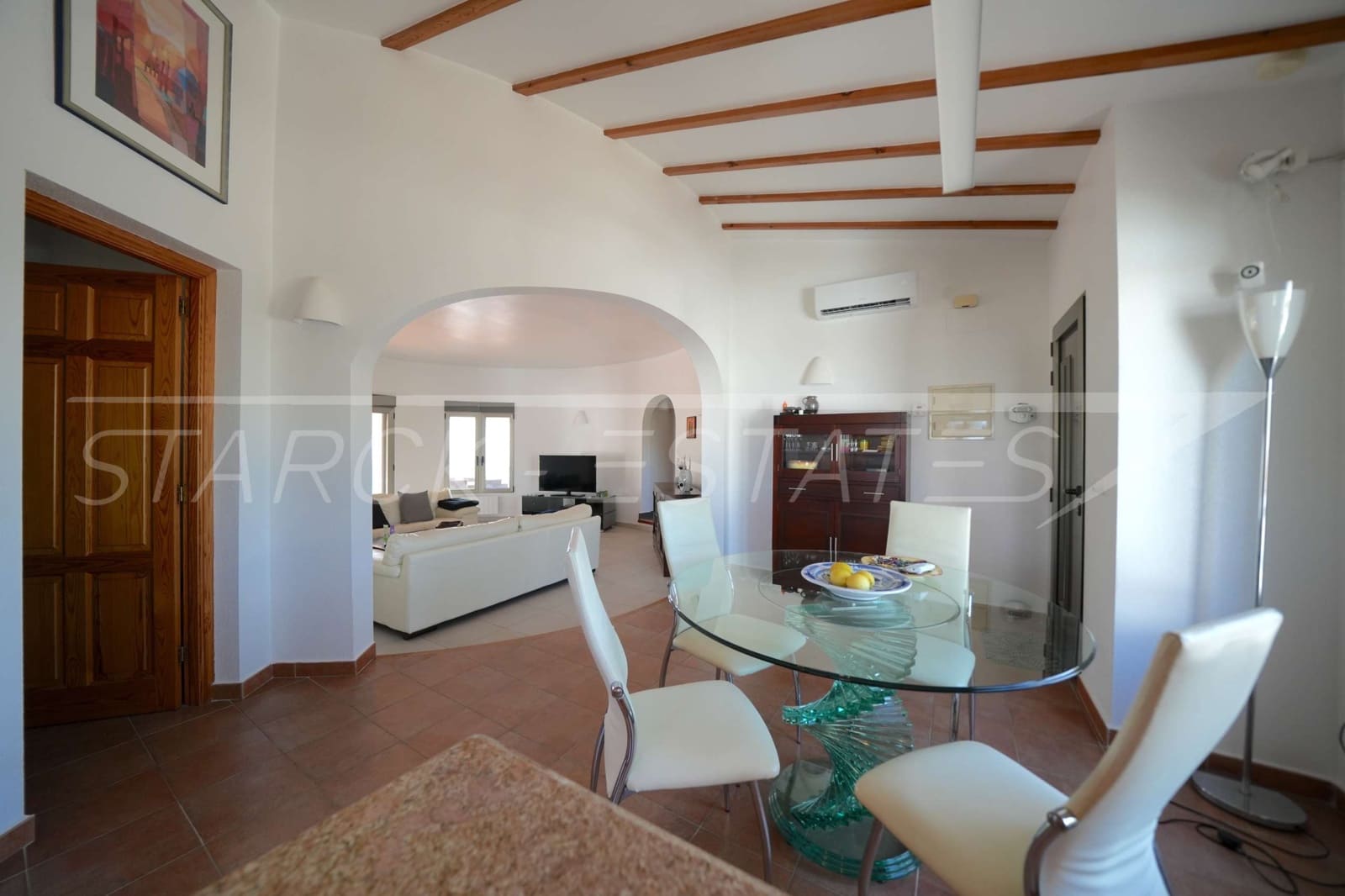 4 soveværelse Villa til salg i Monte Pego med swimmingpool garage - € 750.000 (Ref: 8493048)