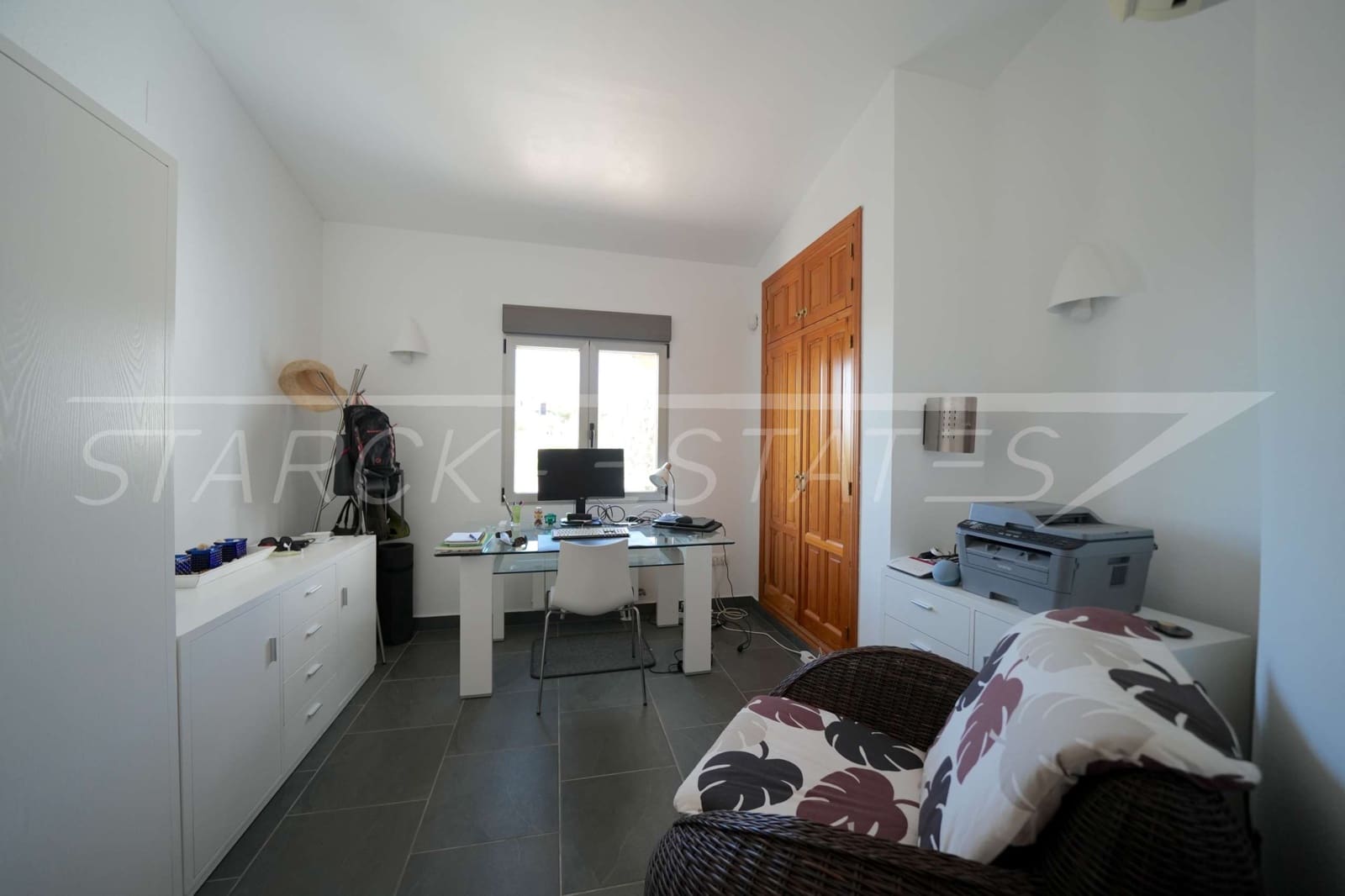 4 soveværelse Villa til salg i Monte Pego med swimmingpool garage - € 750.000 (Ref: 8493048)