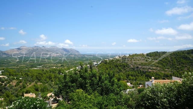 4 bedroom Villa for sale in Orbeta, Orba with pool - € 370,000 (Ref: 8703478)