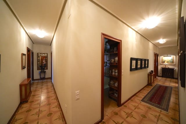 5 bedroom Apartment for sale in Beniarbeig - € 199,999 (Ref: 8727075)