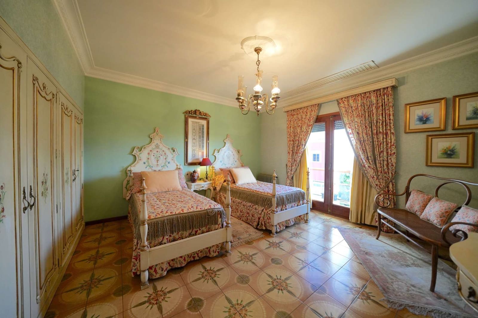 5 bedroom Apartment for sale in Beniarbeig - € 199,999 (Ref: 8727075)