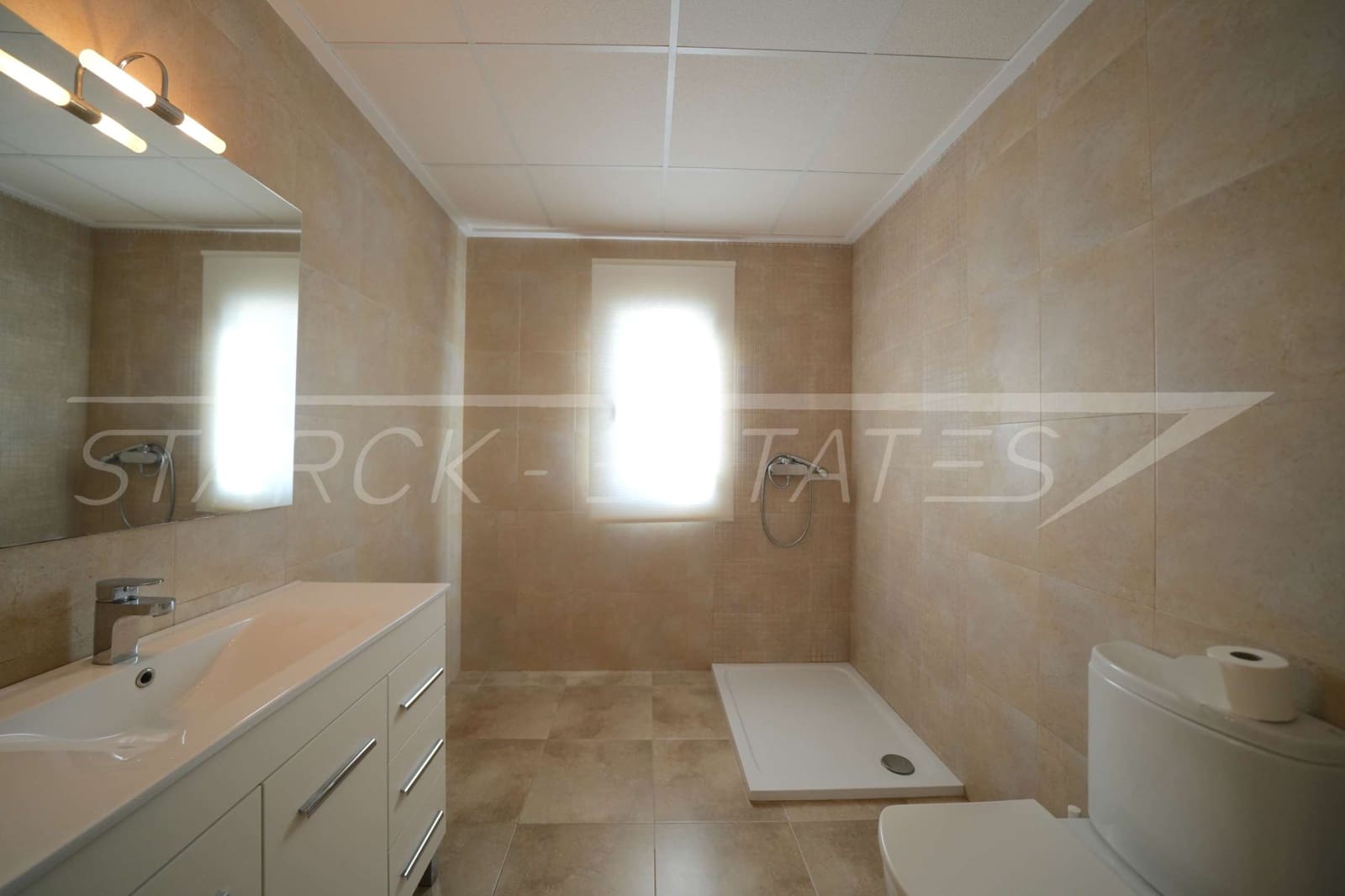 5 Zimmer Villa zu verkaufen in Orba mit Pool Garage - 890.000 € (Ref: 8736105)