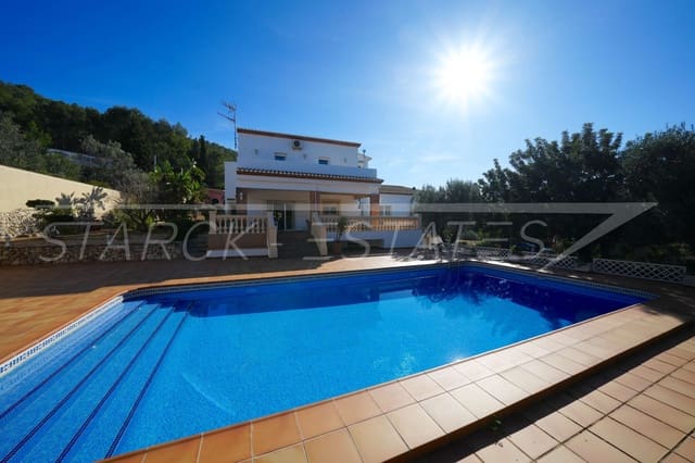 5 chambre Villa/Maison à vendre à Orba avec piscine garage - 890 000 € (Ref: 8736105)