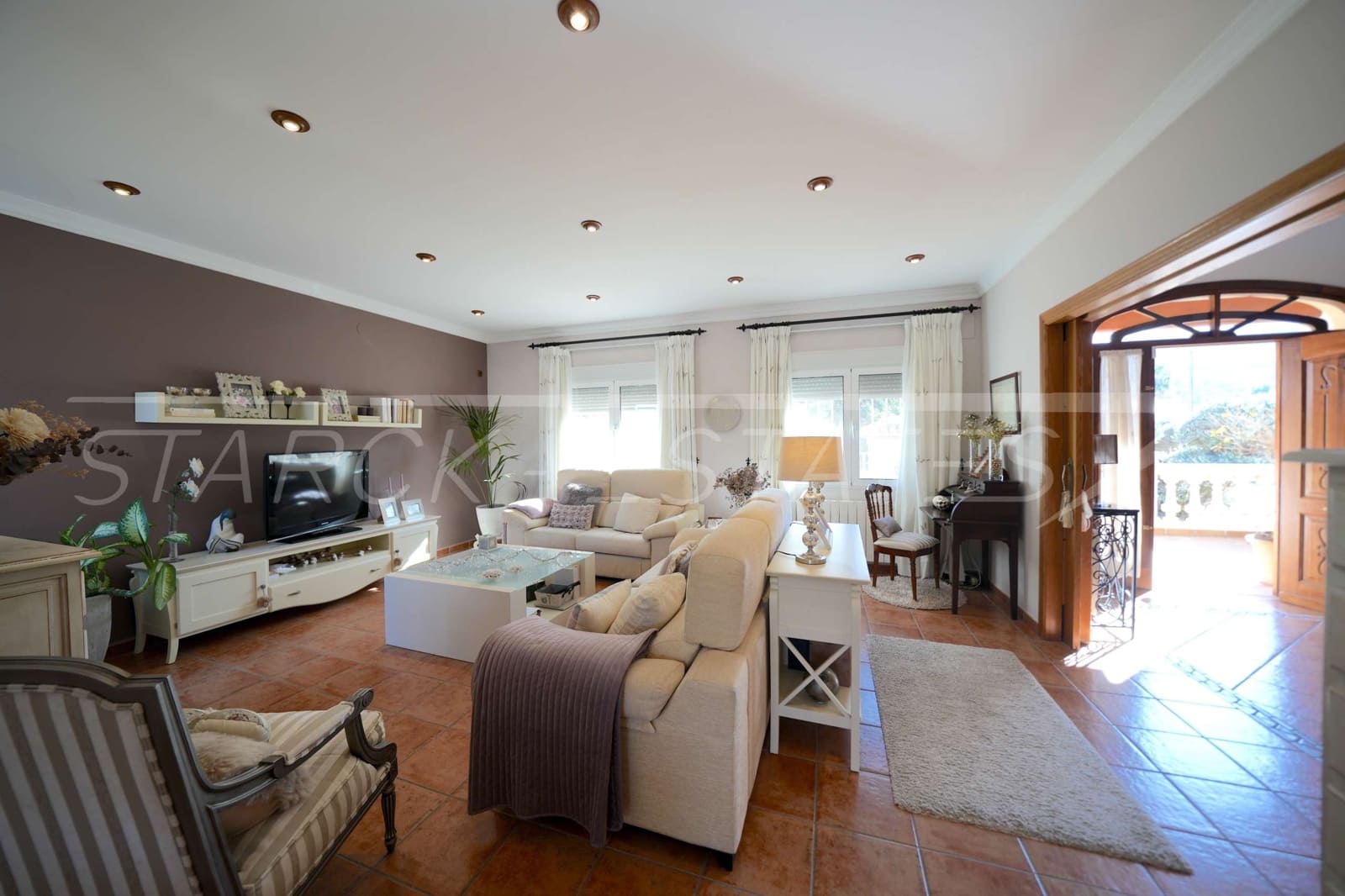 5 Zimmer Villa zu verkaufen in Orba mit Pool Garage - 890.000 € (Ref: 8736105)