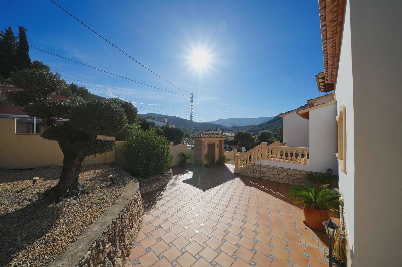 5 sovrum Villa till salu i Orba med pool garage - 890 000 € (Ref: 8736105)