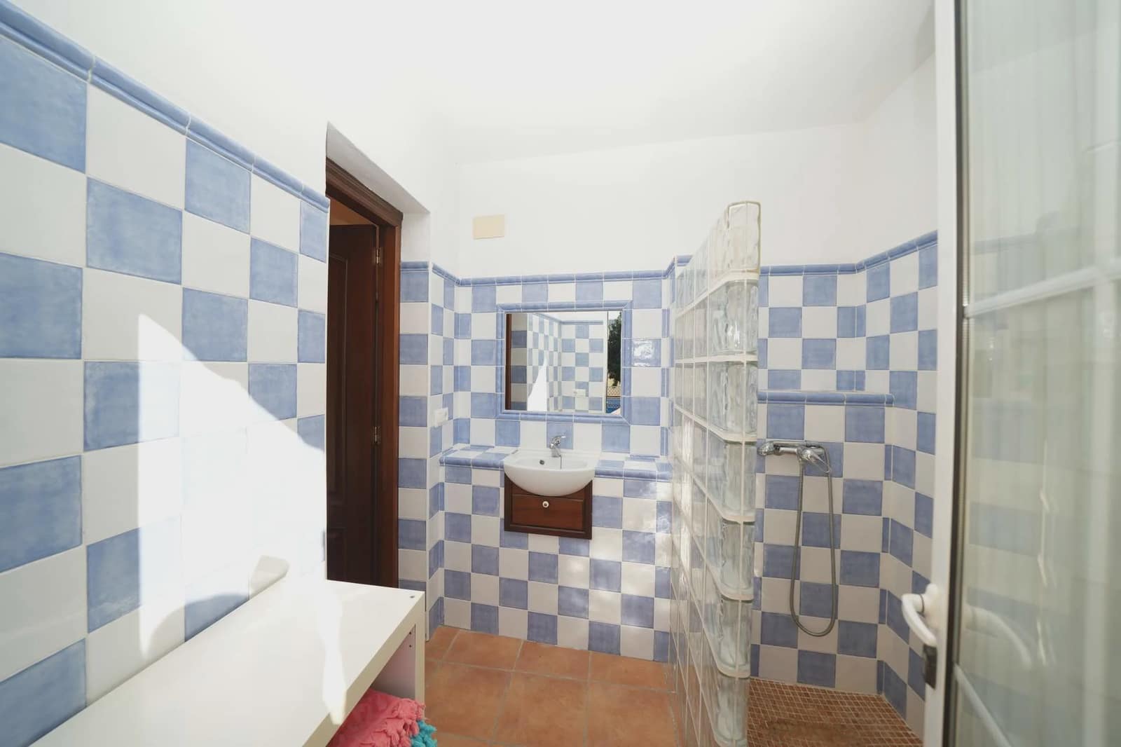 5 sovrum Villa till salu i Orba med pool garage - 890 000 € (Ref: 8736105)