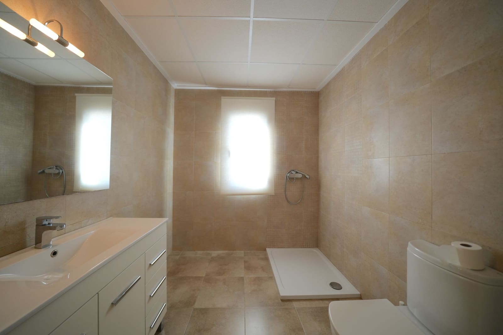 5 soverom Villa til salgs i Orba med svømmebasseng garasje - € 890 000 (Ref: 8736105)