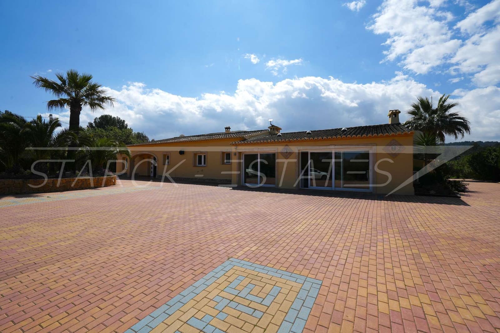 4 makuuhuone Maalaistalo myytävänä paikassa Gata de Gorgos - 629 000 € (Ref: 8903212)