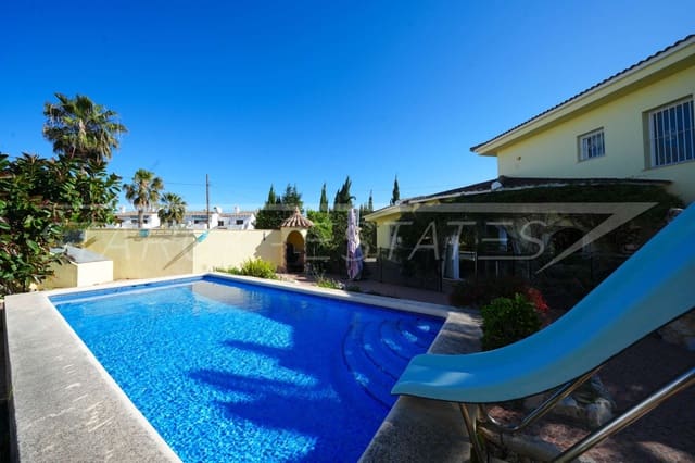 4 Zimmer Villa zu verkaufen in Els Poblets mit Pool - 499.000 € (Ref: 8941109)