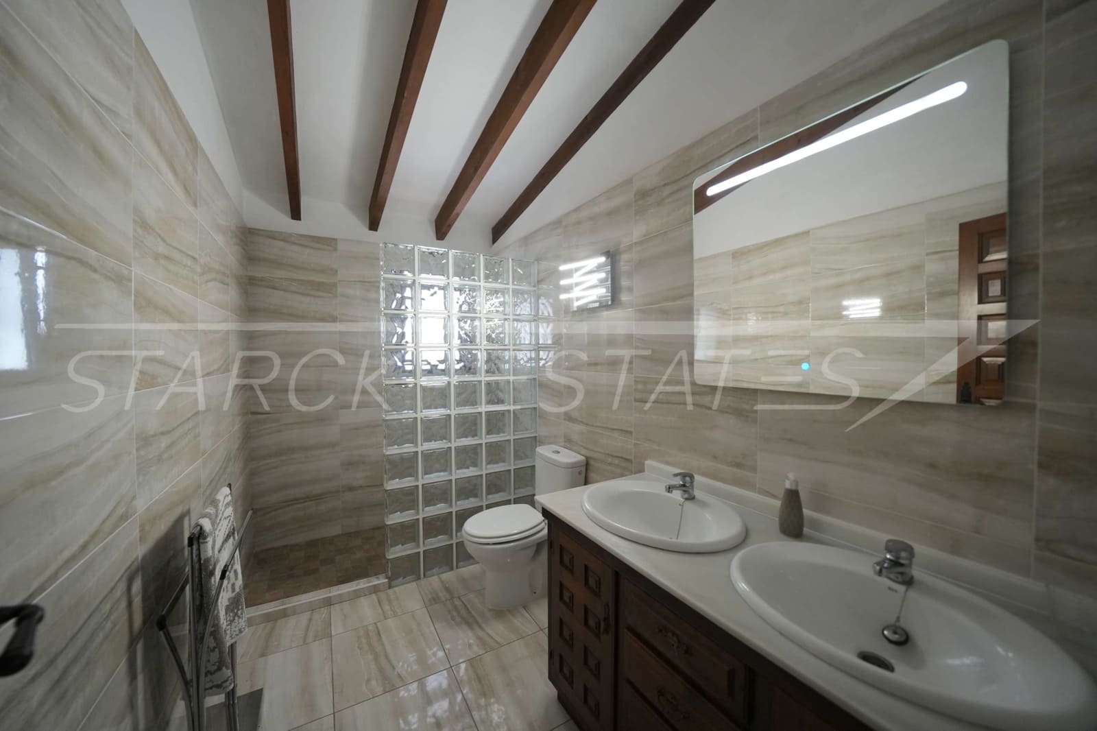 5 soveværelse Villa til salg i Monte Pego med swimmingpool garage - € 575.000 (Ref: 8951720)