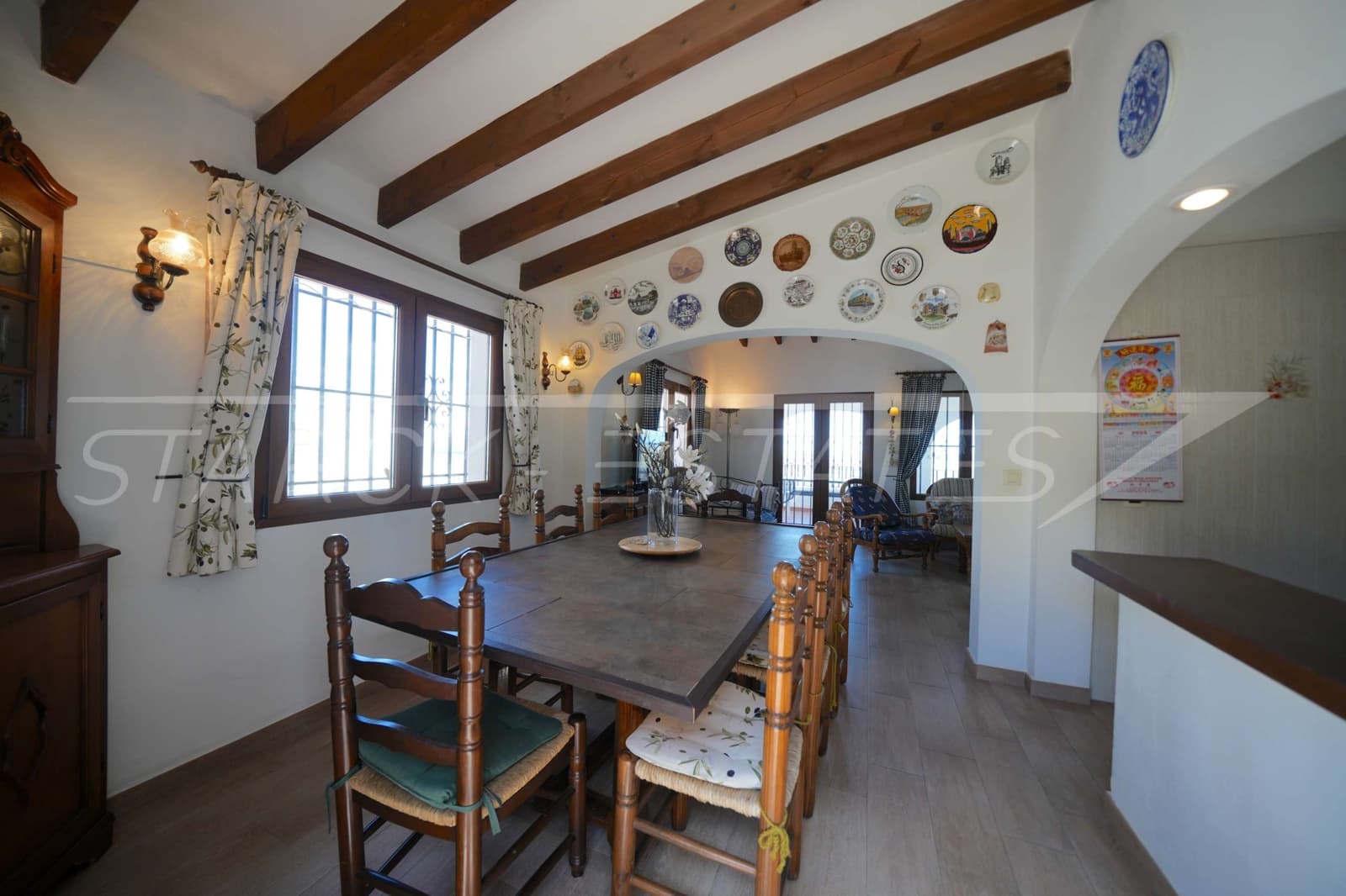 5 soveværelse Villa til salg i Monte Pego med swimmingpool garage - € 575.000 (Ref: 8951720)