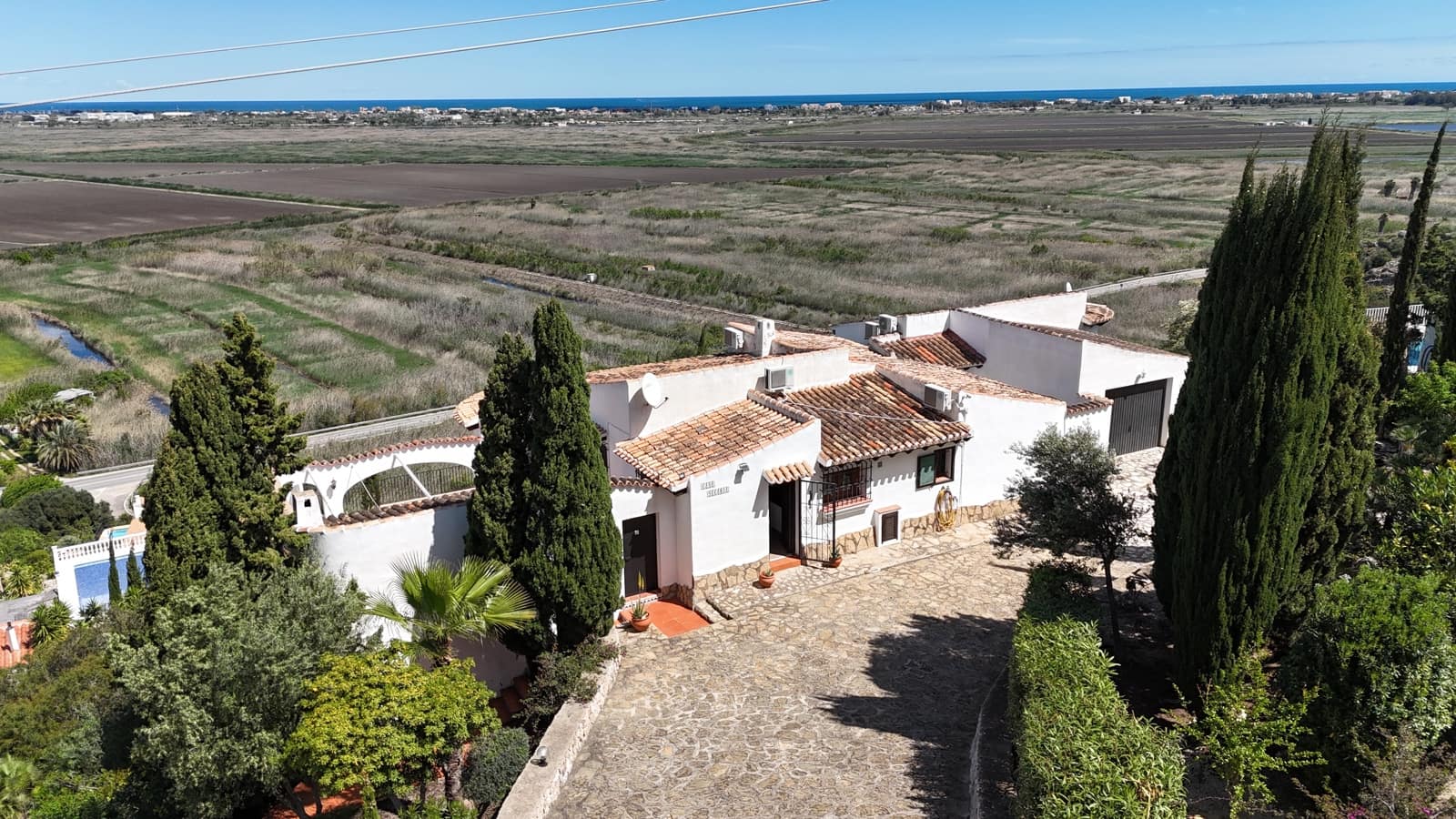 5 bedroom Villa for sale in Monte Pego with pool garage - € 575,000 (Ref: 8951720)