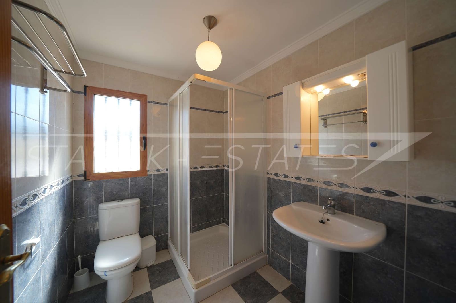 6 slaapkamer Villa te koop in Orba - € 690.000 (Ref: 8951722)