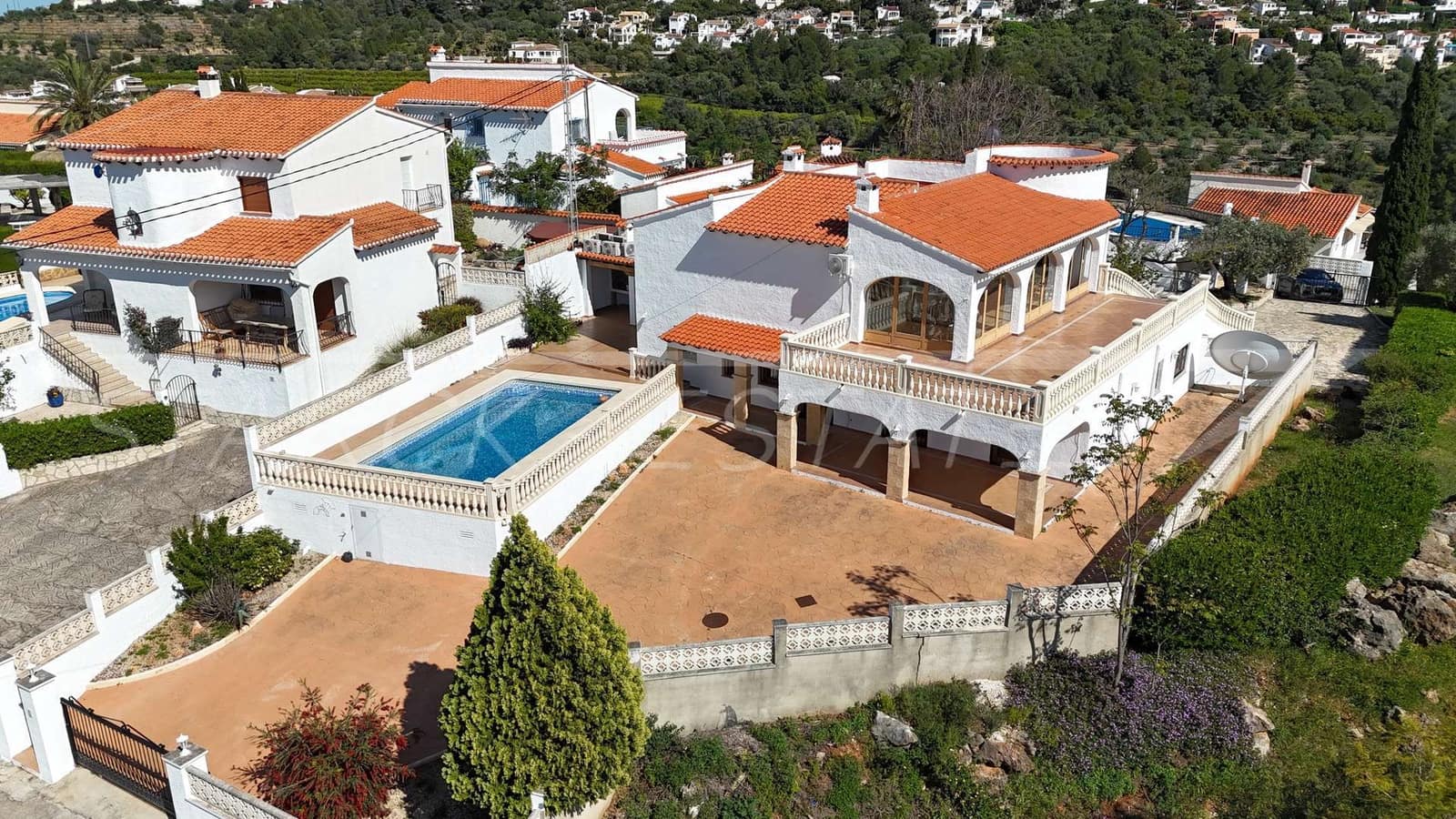 6 slaapkamer Villa te koop in Orba - € 690.000 (Ref: 8951722)