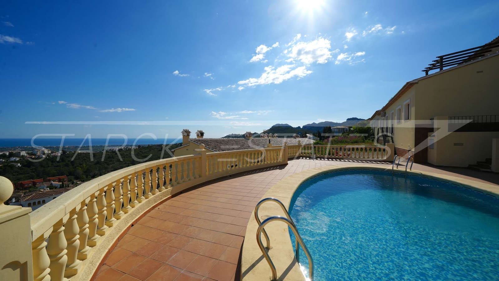 3 Zimmer Haus zu verkaufen in Rafol de Almunia mit Pool - 215.000 € (Ref: 8987840)