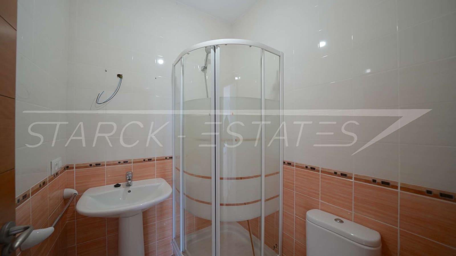 3 Zimmer Haus zu verkaufen in Rafol de Almunia mit Pool - 215.000 € (Ref: 8987840)