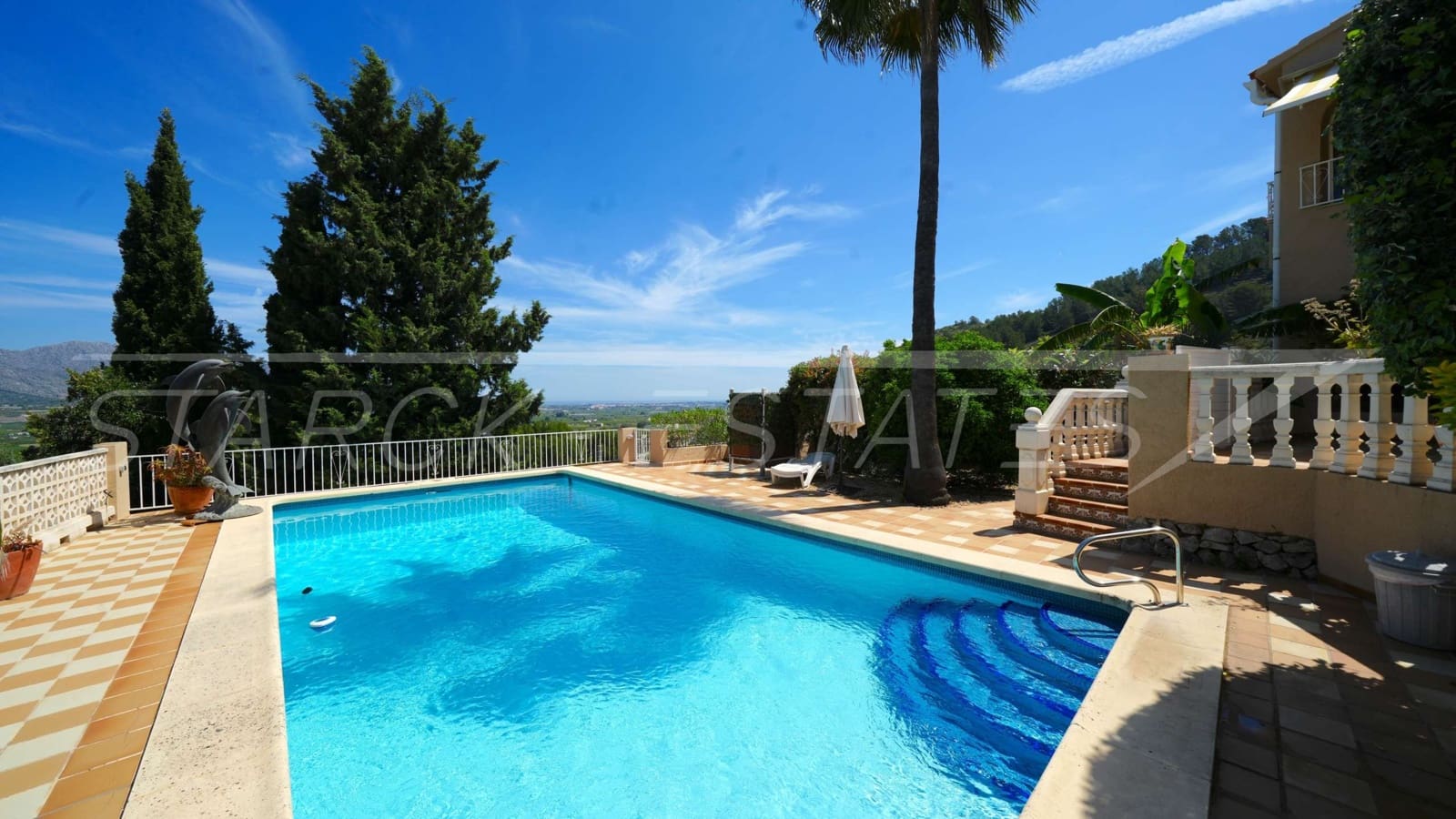 4 soveværelse Villa til salg i Benidoleig med swimmingpool - € 459.000 (Ref: 9002752)