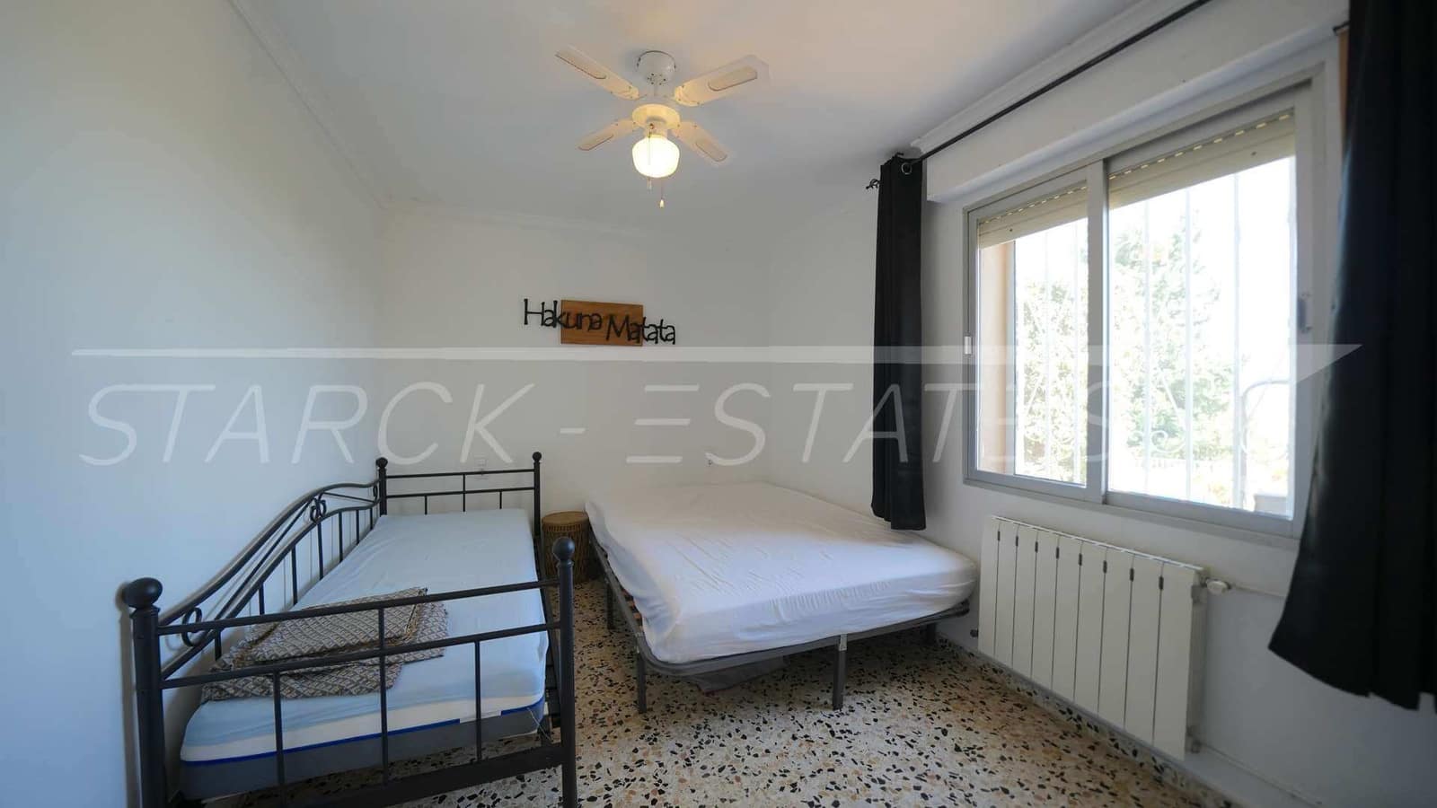 4 soverom Villa til salgs i Benidoleig med svømmebasseng - € 459 000 (Ref: 9002752)