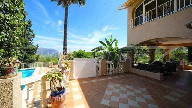 4 sovrum Villa till salu i Benidoleig med pool - 459 000 € (Ref: 9002752)