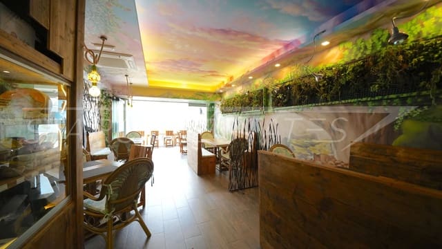 Restaurant/Bar for sale in Centro Urbano, Dénia - € 299,000 (Ref: 9041628)