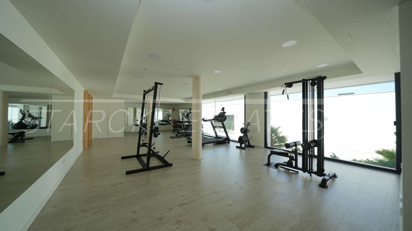 Penthouse for sale in La Sella with pool - € 660,000 (Ref: 9075683)
