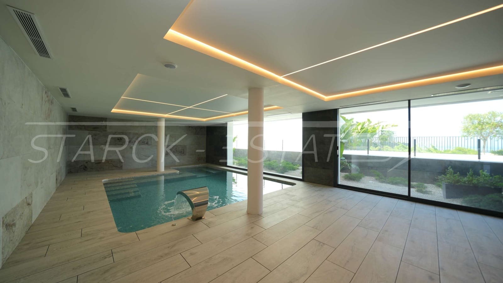 Penthouse for sale in La Sella with pool - € 660,000 (Ref: 9075683)