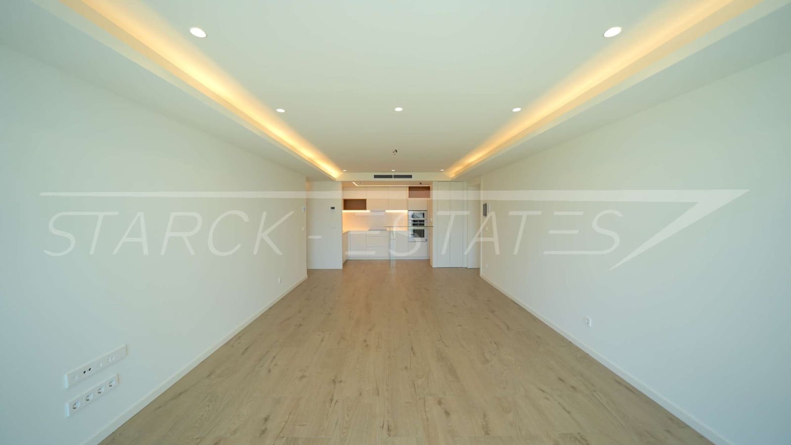 Penthouse for sale in La Sella with pool - € 660,000 (Ref: 9075683)