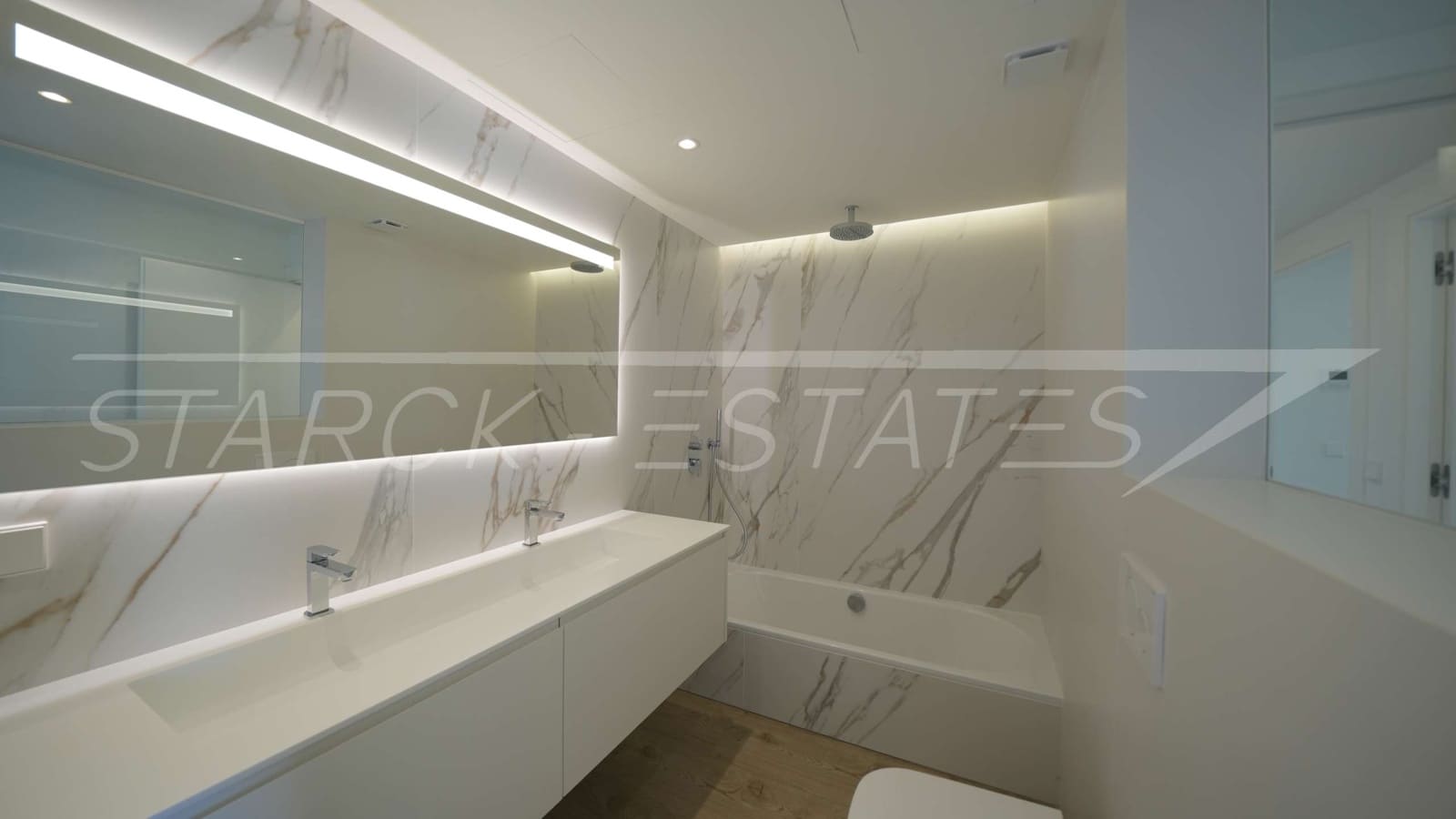 Penthouse for sale in La Sella with pool - € 660,000 (Ref: 9075683)