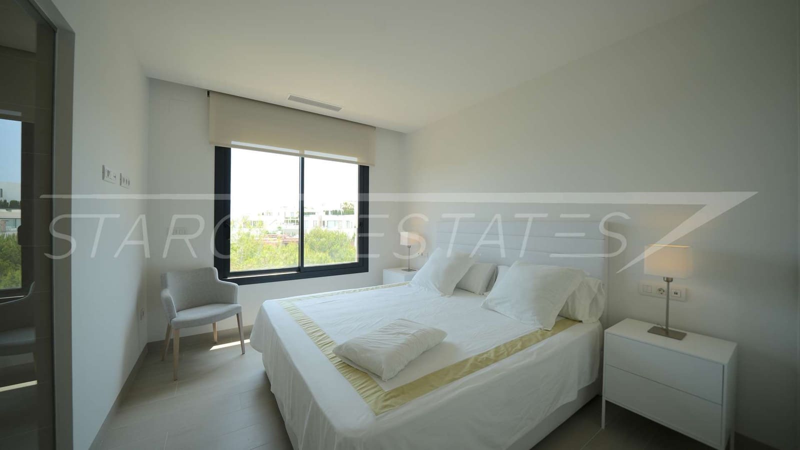 3 bedroom Apartment for sale in Las Colinas Golf with pool - € 434,000 (Ref: 9114850)