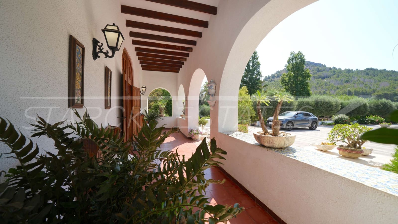 5 soveværelse Finca/Landehus til salg i Pedreguer med swimmingpool - € 740.000 (Ref: 9118503)