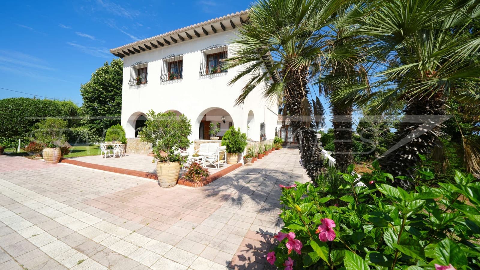 5 soveværelse Finca/Landehus til salg i Pedreguer med swimmingpool - € 740.000 (Ref: 9118503)