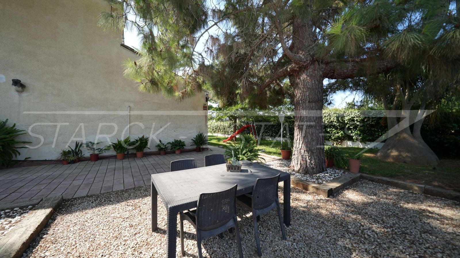 5 soveværelse Finca/Landehus til salg i Pedreguer med swimmingpool - € 740.000 (Ref: 9118503)