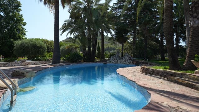 5 slaapkamer Finca/Landhuis te koop in Pedreguer met zwembad - € 740.000 (Ref: 9118503)