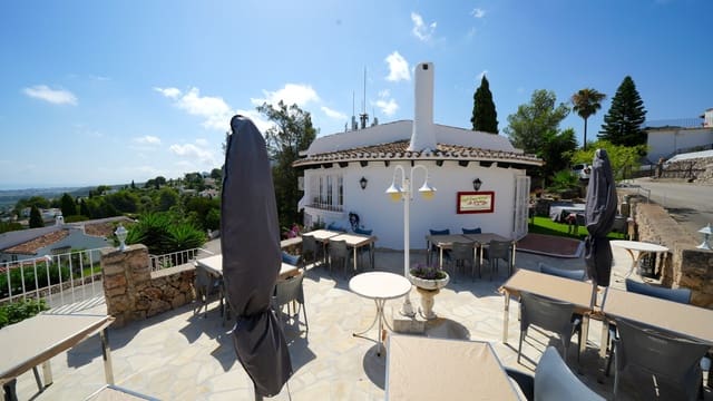 Ravintola/baari myytävänä paikassa Monte Pego, Pego - 370 000 € (Ref: 9153250)