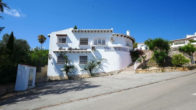 Ristorante/Bar in vendita in Monte Pego, Pego - 370.000 € (Rif: 9153250)