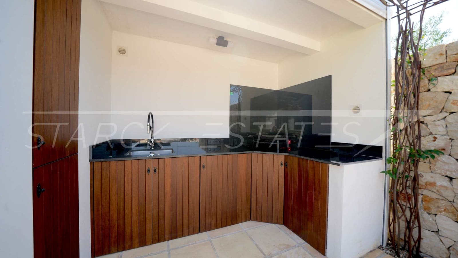 6 soveværelse Finca/Landehus til salg i Sanet i Negrals med swimmingpool - € 1.500.000 (Ref: 9161602)