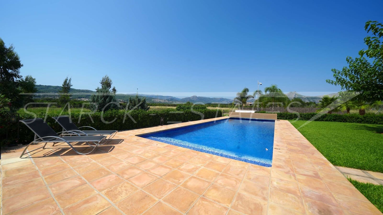 6 soveværelse Finca/Landehus til salg i Sanet i Negrals med swimmingpool - € 1.500.000 (Ref: 9161602)